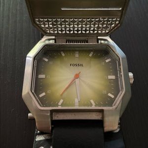 Vintage unisex genuine leather Fossil Watch